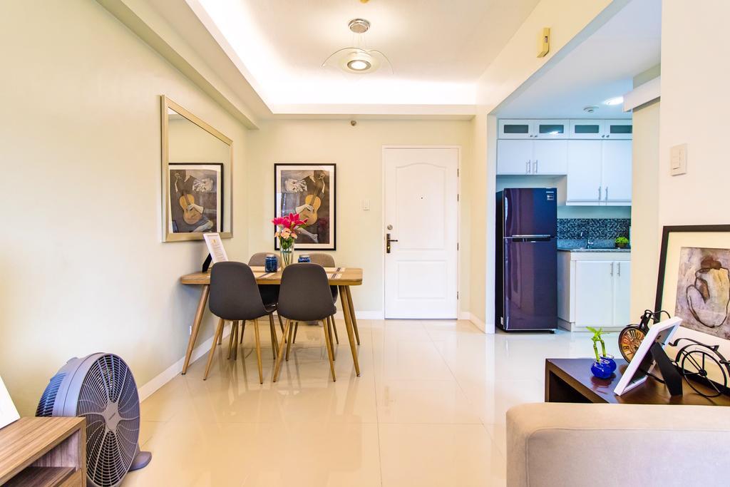 Forbestown Place At The Fort Bgc Taguig Kültér fotó